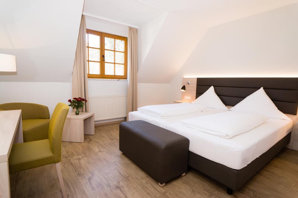 Hotel-Restaurant Bibermuehle Gmbh Tengen Εξωτερικό φωτογραφία